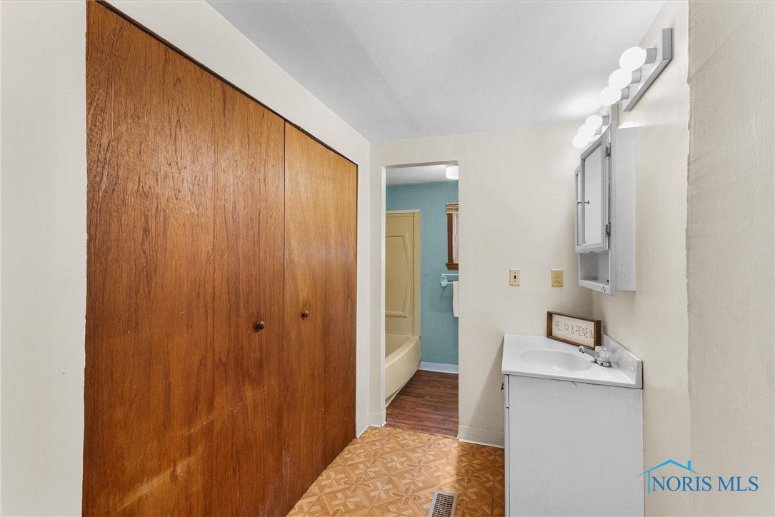 4555 South Fulton-Lucas Road Swanton, OH 43558 - Photo 14 of 24 Gallery Image 14