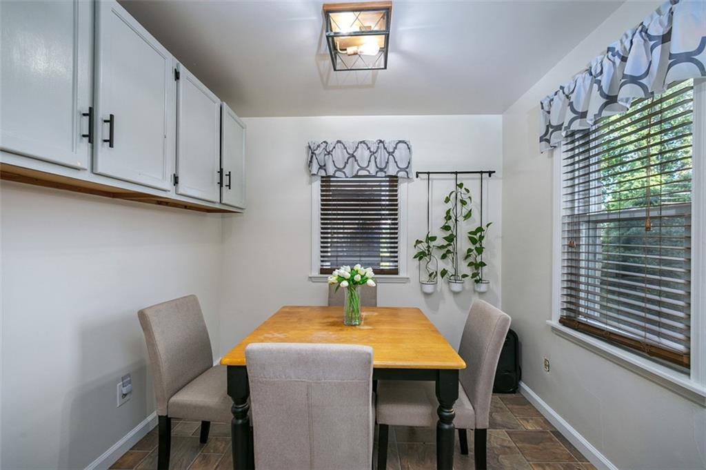 839 Geyer Road Pittsburgh, PA 15212 - Photo 12 of 30 Gallery Image 12