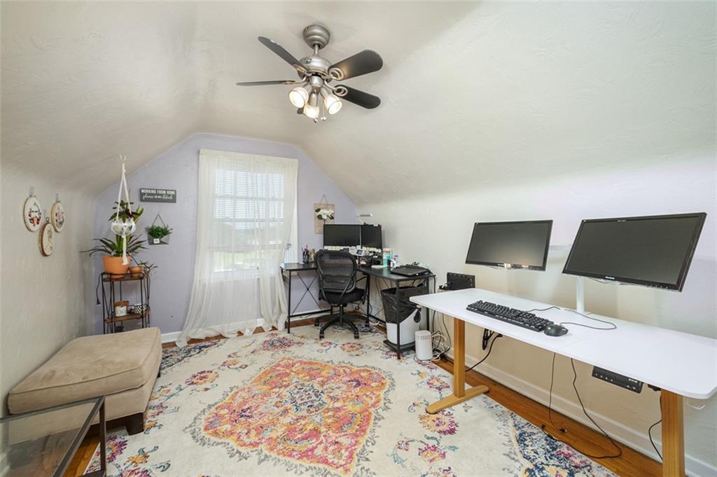 839 Geyer Road Pittsburgh, PA 15212 - Photo 17 of 30 Gallery Image 17