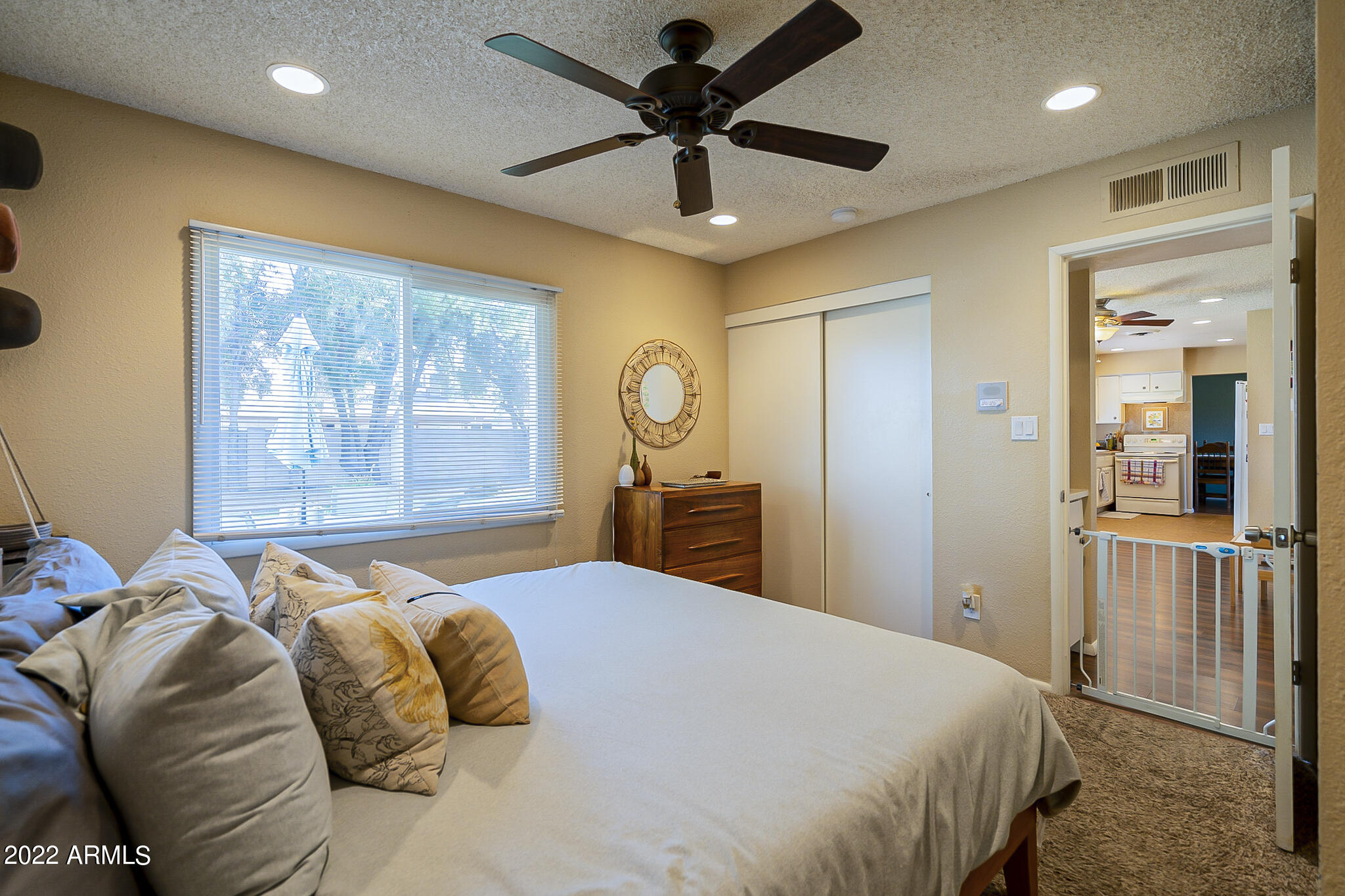 3831 West Redfield Road Phoenix, AZ 85053 - Photo 10 of 23