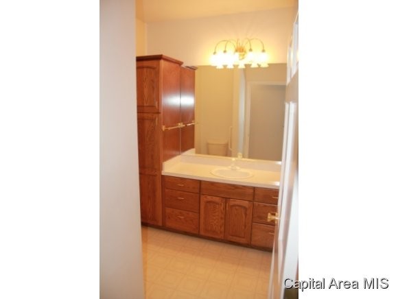 2 Chimney View Lane Springfield, IL 62707 - Photo 12 of 24 Gallery Image 12