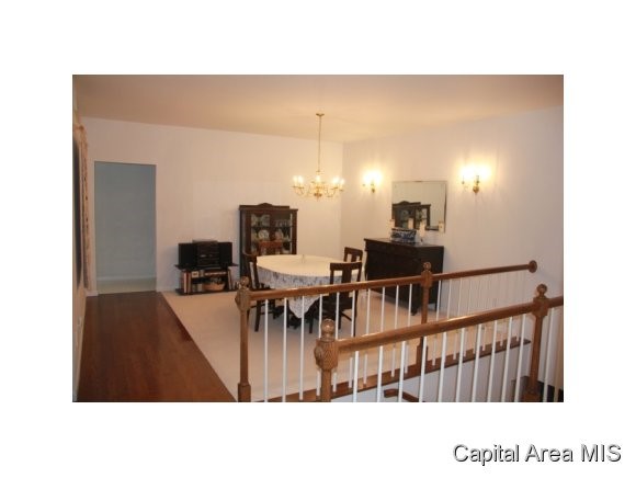 2 Chimney View Lane Springfield, IL 62707 - Photo 5 of 24 Gallery Image 5
