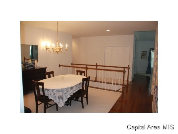 2 Chimney View Lane Springfield, IL 62707 - Photo 6 of 24 Gallery Image 6