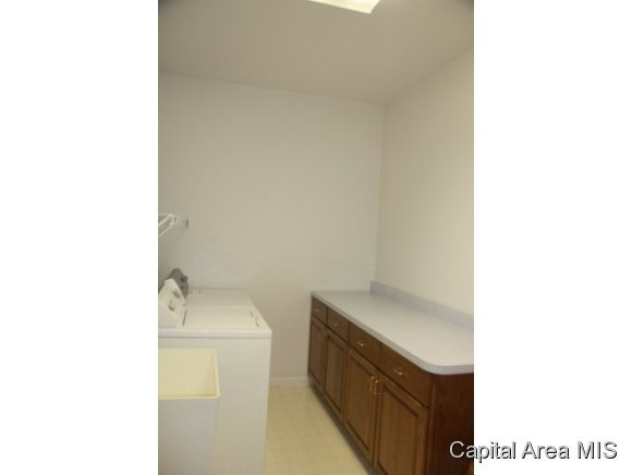 2 Chimney View Lane Springfield, IL 62707 - Photo 10 of 24 Gallery Image 10