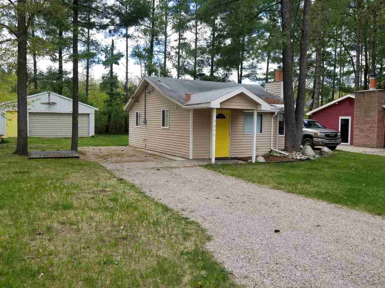 3095 South Freeman Road Mesick, MI 49668 - Photo 2 of 15 1872942-1.JPG
