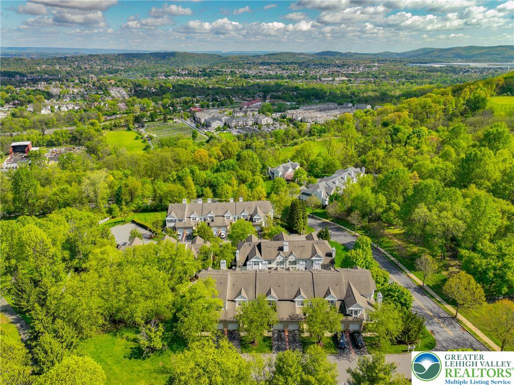 163 Muirfield Way Easton, PA 18042 - Photo 44 of 48 a view of a city