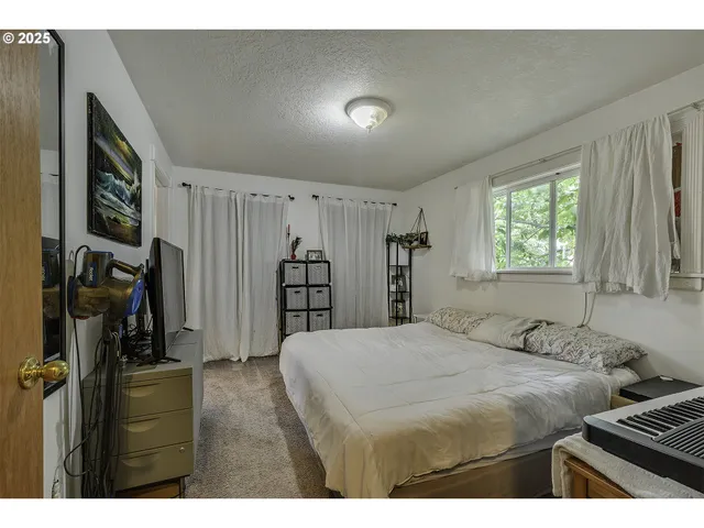 $385,000 | 234 North 6th Street, St. Helens, OR 97051