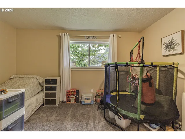 $385,000 | 234 North 6th Street, St. Helens, OR 97051