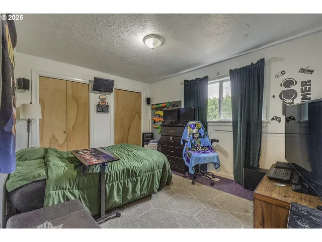 $385,000 | 234 North 6th Street, St. Helens, OR 97051