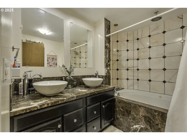 $385,000 | 234 North 6th Street, St. Helens, OR 97051