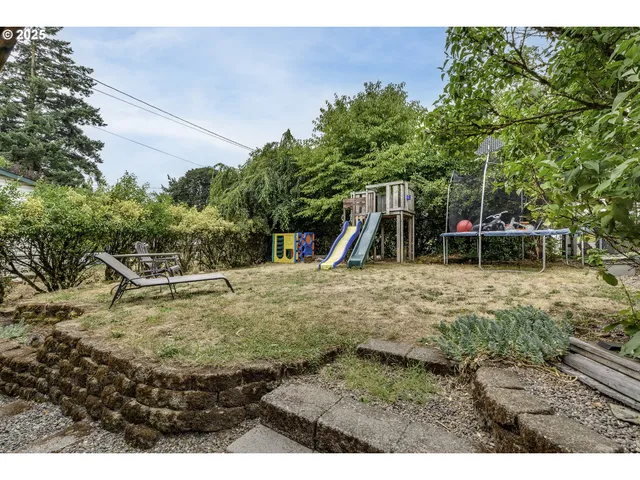 $385,000 | 234 North 6th Street, St. Helens, OR 97051