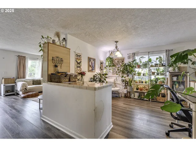 $385,000 | 234 North 6th Street, St. Helens, OR 97051