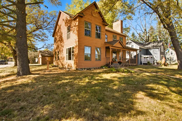 $395,000 | 501 Riverside Avenue North, Sartell, MN 56377