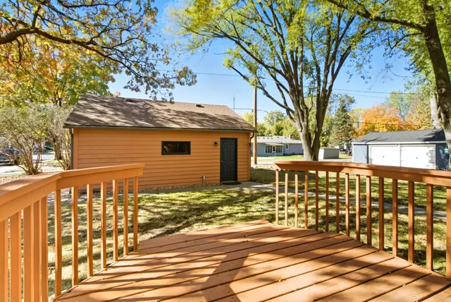 $395,000 | 501 Riverside Avenue North, Sartell, MN 56377