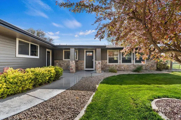 $874,900 | 1750 Sand Hollow Road, Caldwell, ID 83607