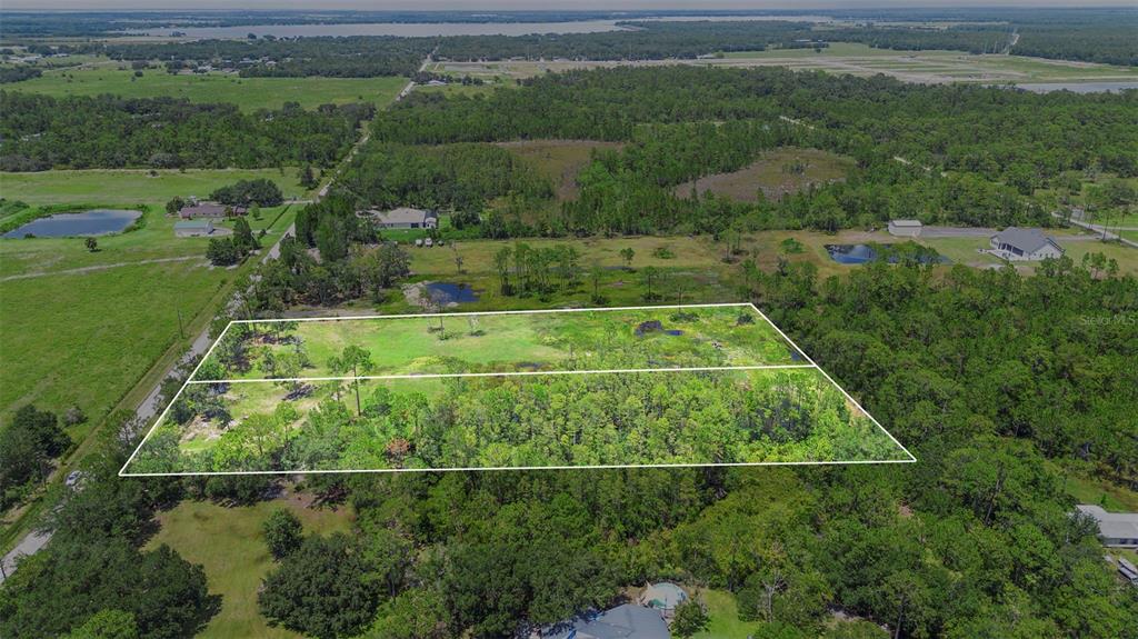 4365 Lake Gentry Road St. Cloud, FL 34772 - Photo 3 of 10 a view of a tennis court