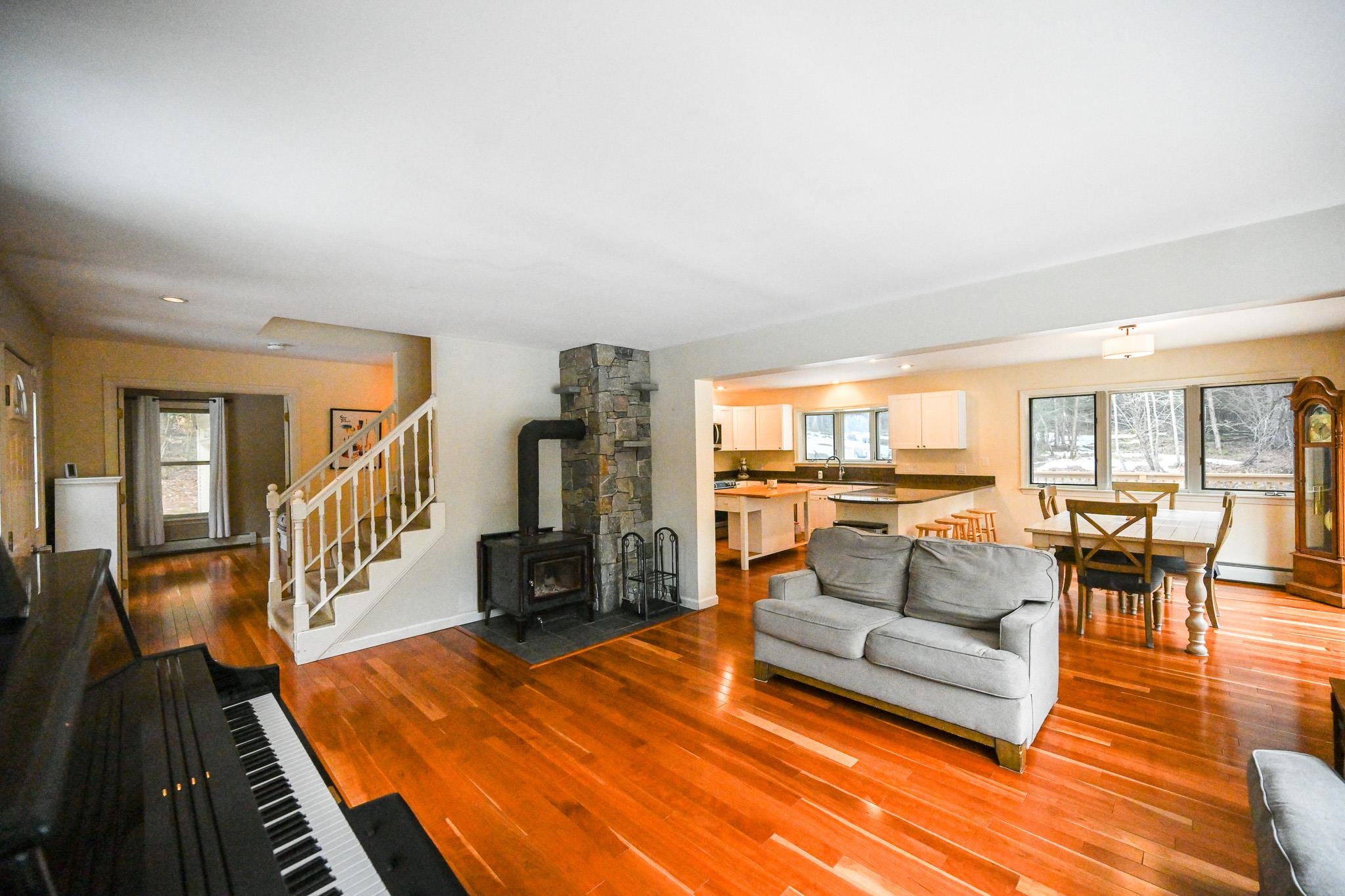 307 Winterbird Road Stowe, VT 05672 - Photo 8 of 52