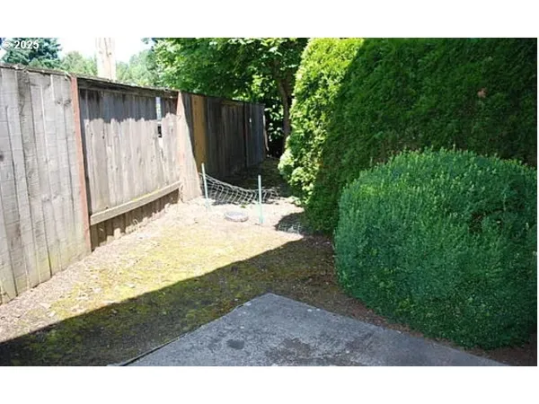 $525,000 | 14811-14813 Northeast Fremont Court, Portland, OR 97230