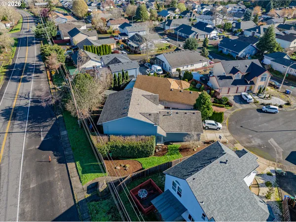 $525,000 | 14811-14813 Northeast Fremont Court, Portland, OR 97230