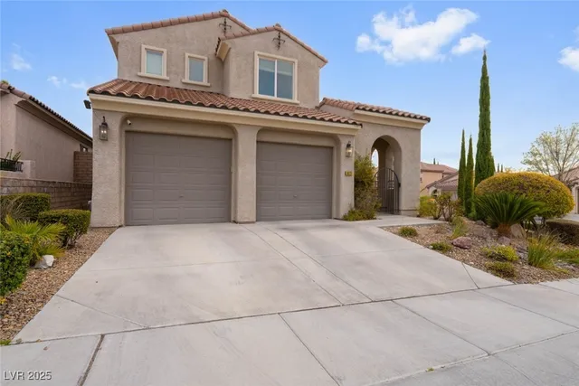 $3,000 | 852 South Paseo Rocoso Place, Las Vegas, NV 89138