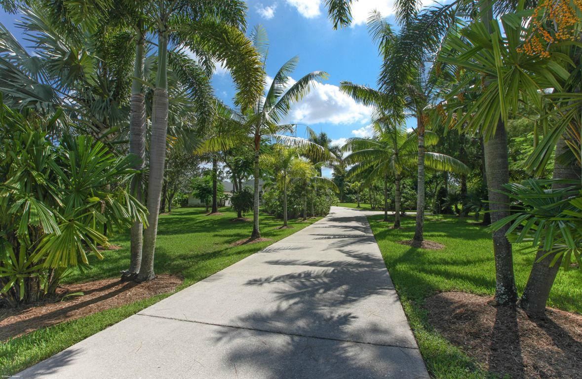 5310 Homeland Road Lake Worth, FL 33449 - Photo 1 of 37 0007