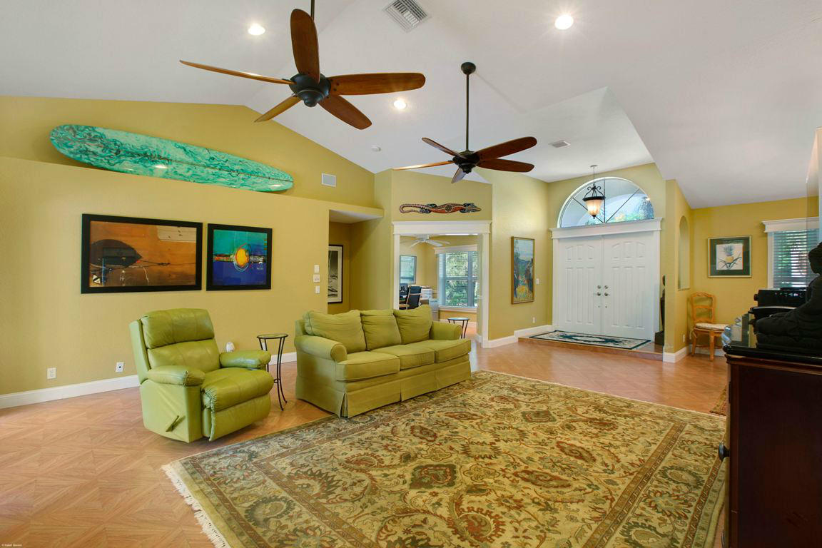 5310 Homeland Road Lake Worth, FL 33449 - Photo 13 of 37 0019