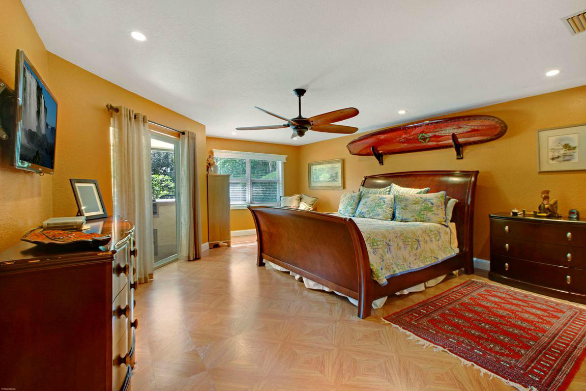 5310 Homeland Road Lake Worth, FL 33449 - Photo 14 of 37 0020