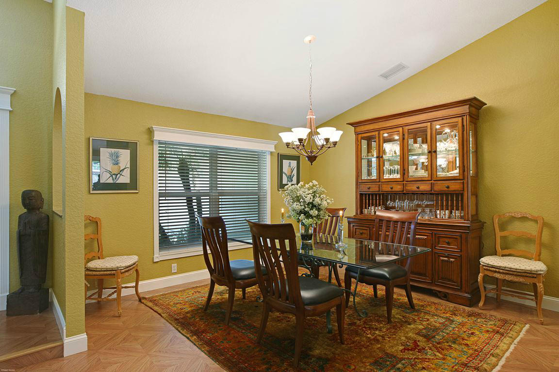 5310 Homeland Road Lake Worth, FL 33449 - Photo 6 of 37 0012