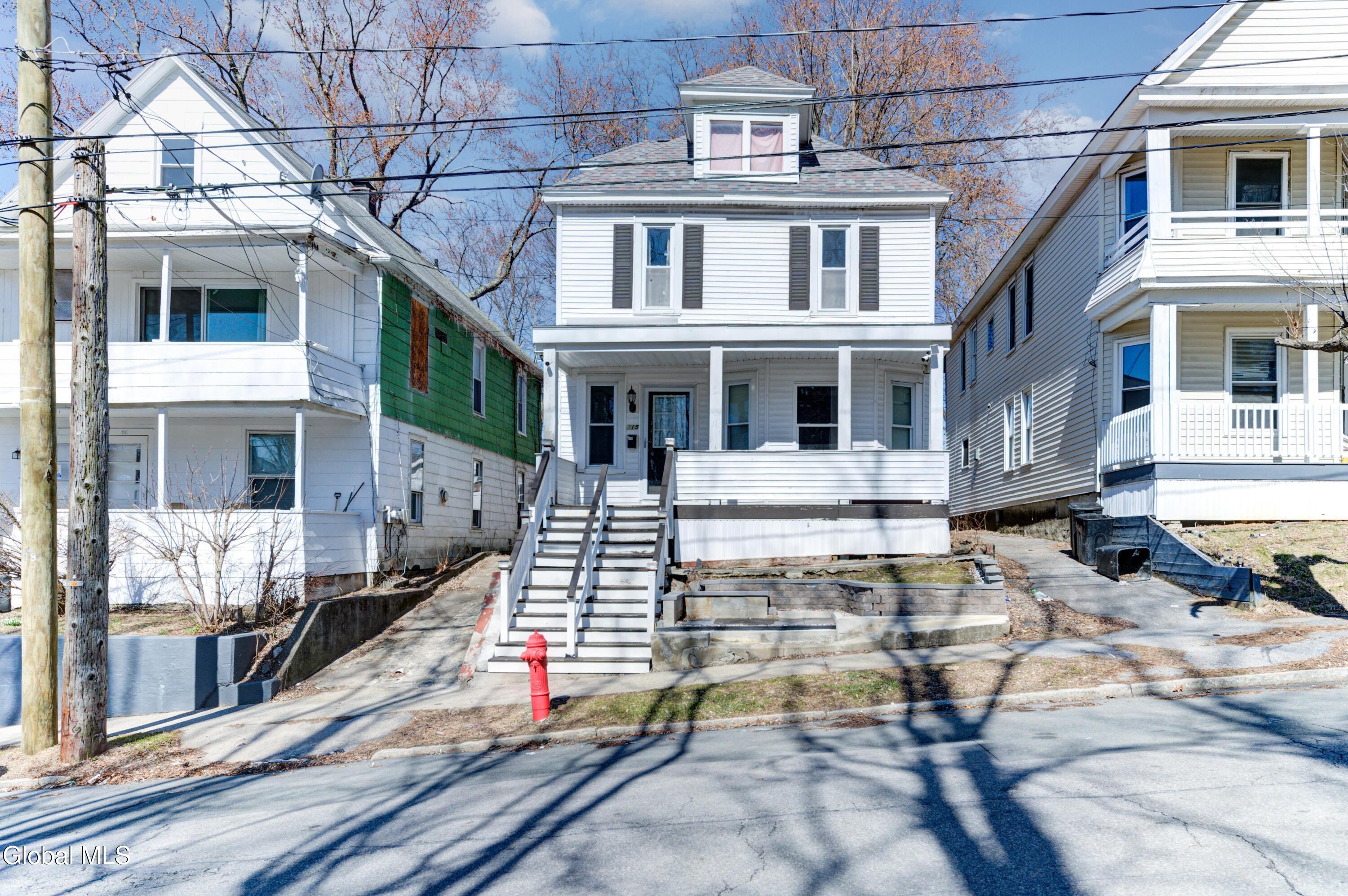 215 Elm Street Schenectady, NY 12304 - Photo 1 of 34 251 Elm St-32