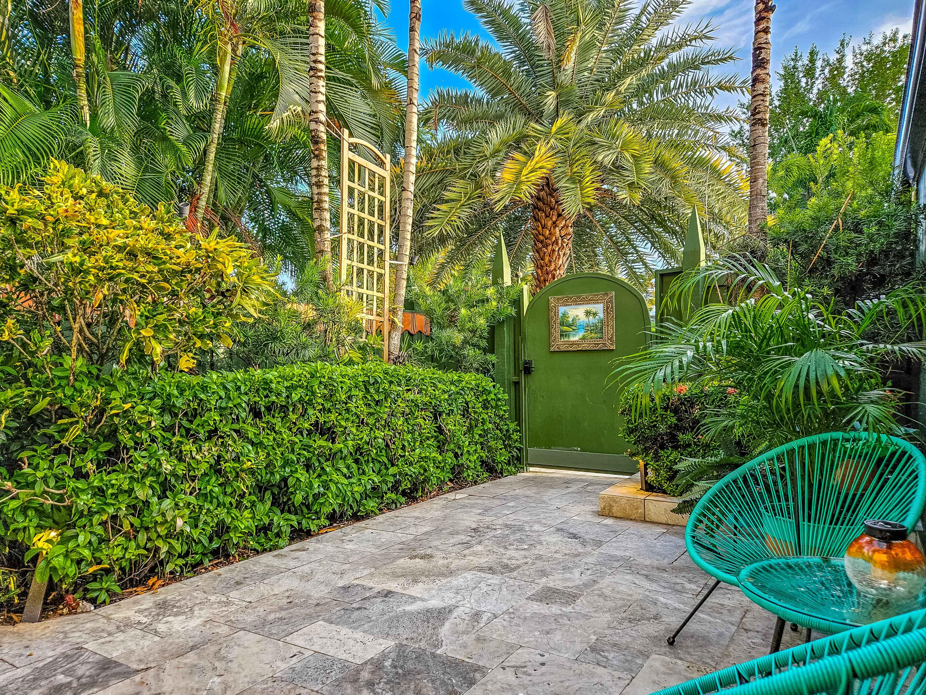 1519 Florida Street Key West, FL 33040 - Photo 19 of 86 Front patio