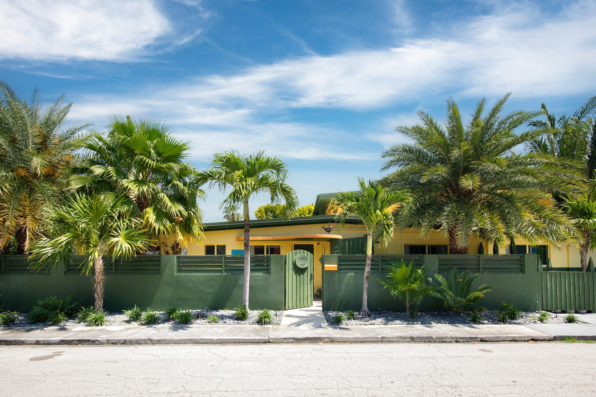 1519 Florida Street Key West, FL 33040 - Photo 45 of 86 front view of a house with a garden