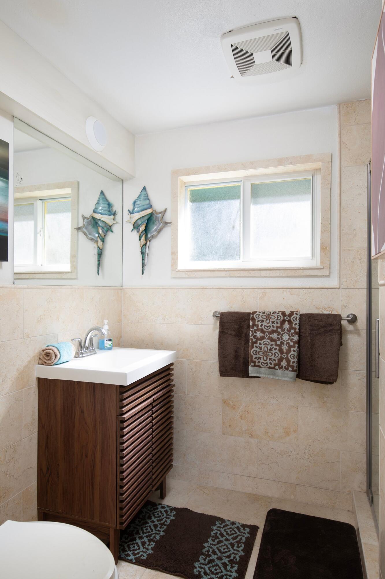 1519 Florida Street Key West, FL 33040 - Photo 76 of 86 Primary bath