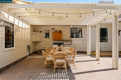 $1,898,000 | 40 Donkey Flats Court, Pleasant Hill, CA 94523