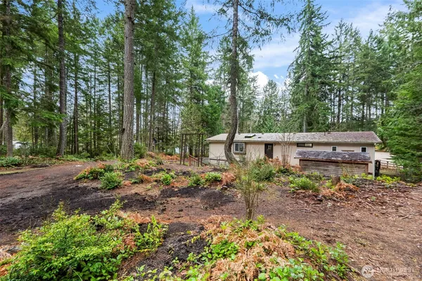 $375,000 | 61 North Cresthill Way, Hoodsport, WA 98548