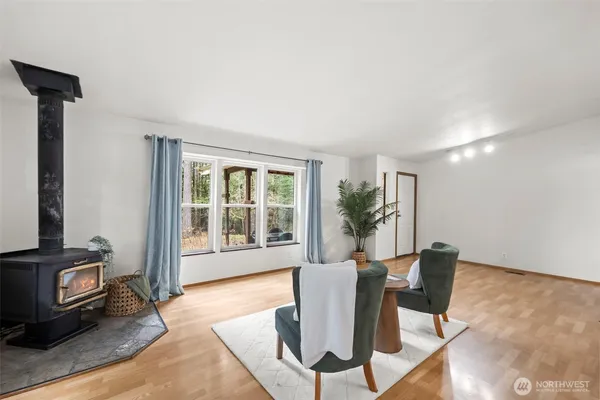 $375,000 | 61 North Cresthill Way, Hoodsport, WA 98548