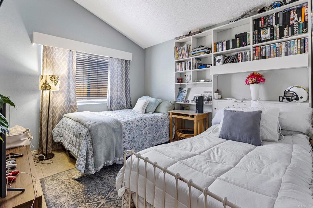 10065 Canyonview Court Spring Valley, CA 91977 - Photo 11 of 26