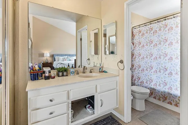 $784,999 | 10065 Canyonview Court, Spring Valley, CA 91977