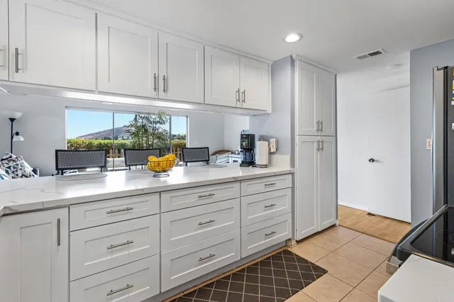 $784,999 | 10065 Canyonview Court, Spring Valley, CA 91977