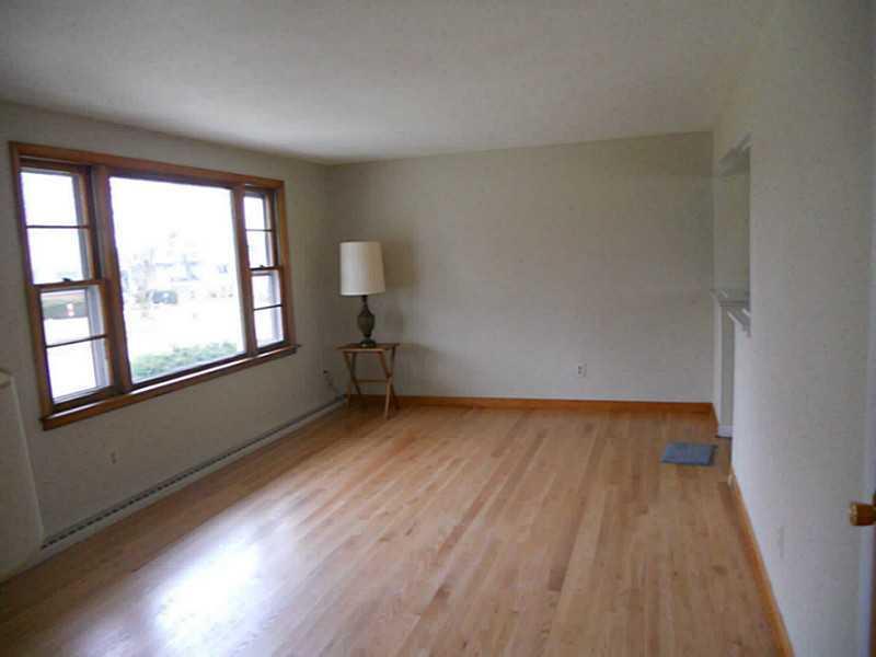 4747 Curtis Drive Springfield, OH 45503 - Photo 3 of 17