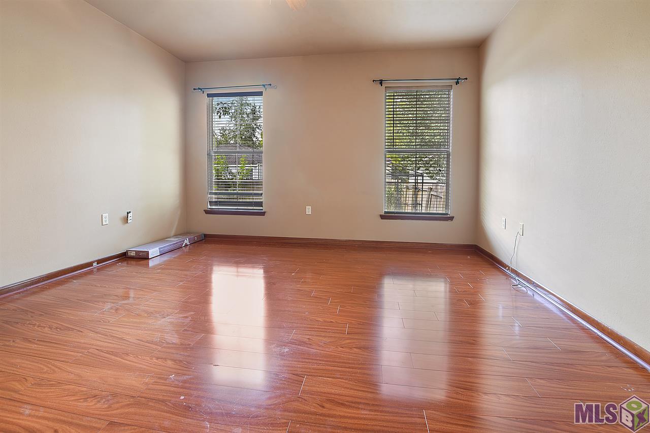 10144 Ridgehaven Avenue Baton Rouge, LA 70810 - Photo 5 of 11