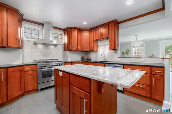 $10,000 | 47 Indian Harbor Drive, Unit 7, Greenwich, CT 06830