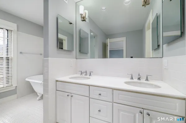 $10,000 | 47 Indian Harbor Drive, Unit 7, Greenwich, CT 06830