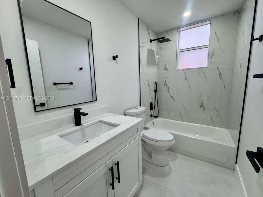 2425 Southwest 6th Street, Unit 5 Miami, FL 33135 - Photo 11 of 18