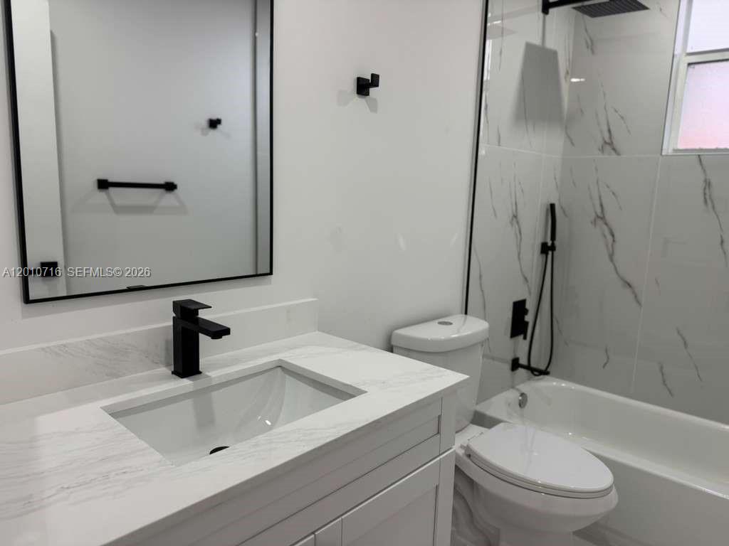 2425 Southwest 6th Street, Unit 5 Miami, FL 33135 - Photo 12 of 18