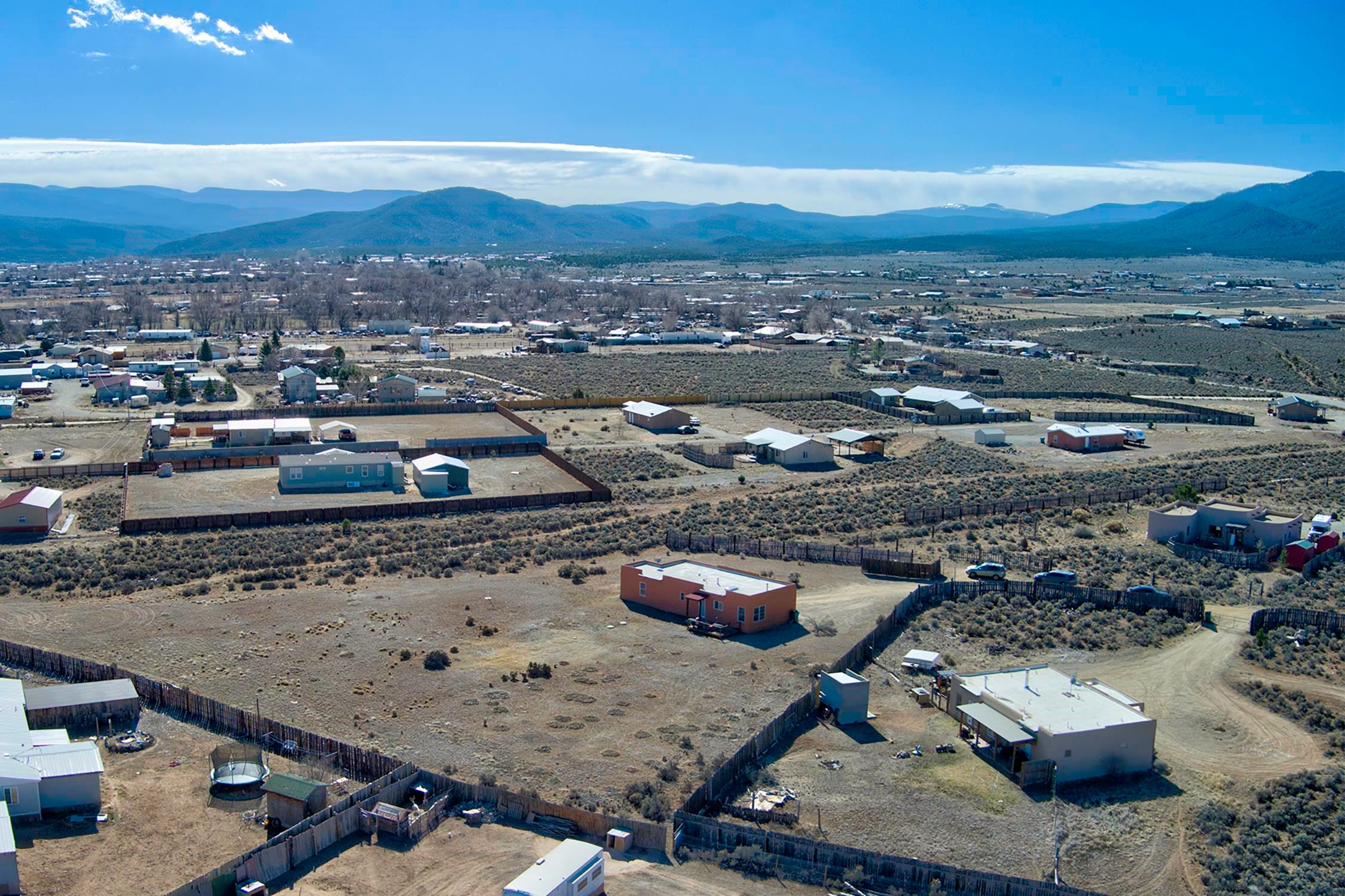 99 West Romero Road Ranchos de Taos, NM 87557 - Photo 30 of 36 Gallery Image 30