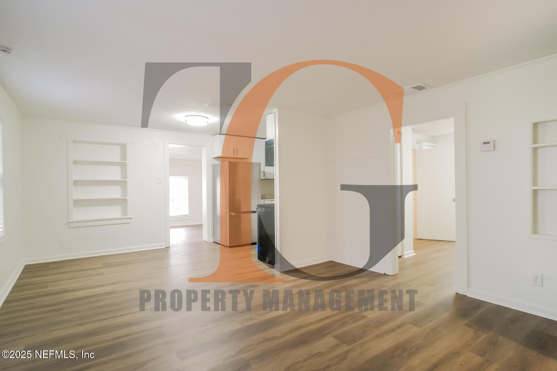 113 Cedar Street St. Augustine, FL 32084 - Photo 2 of 10 a view of entryway with wooden floor