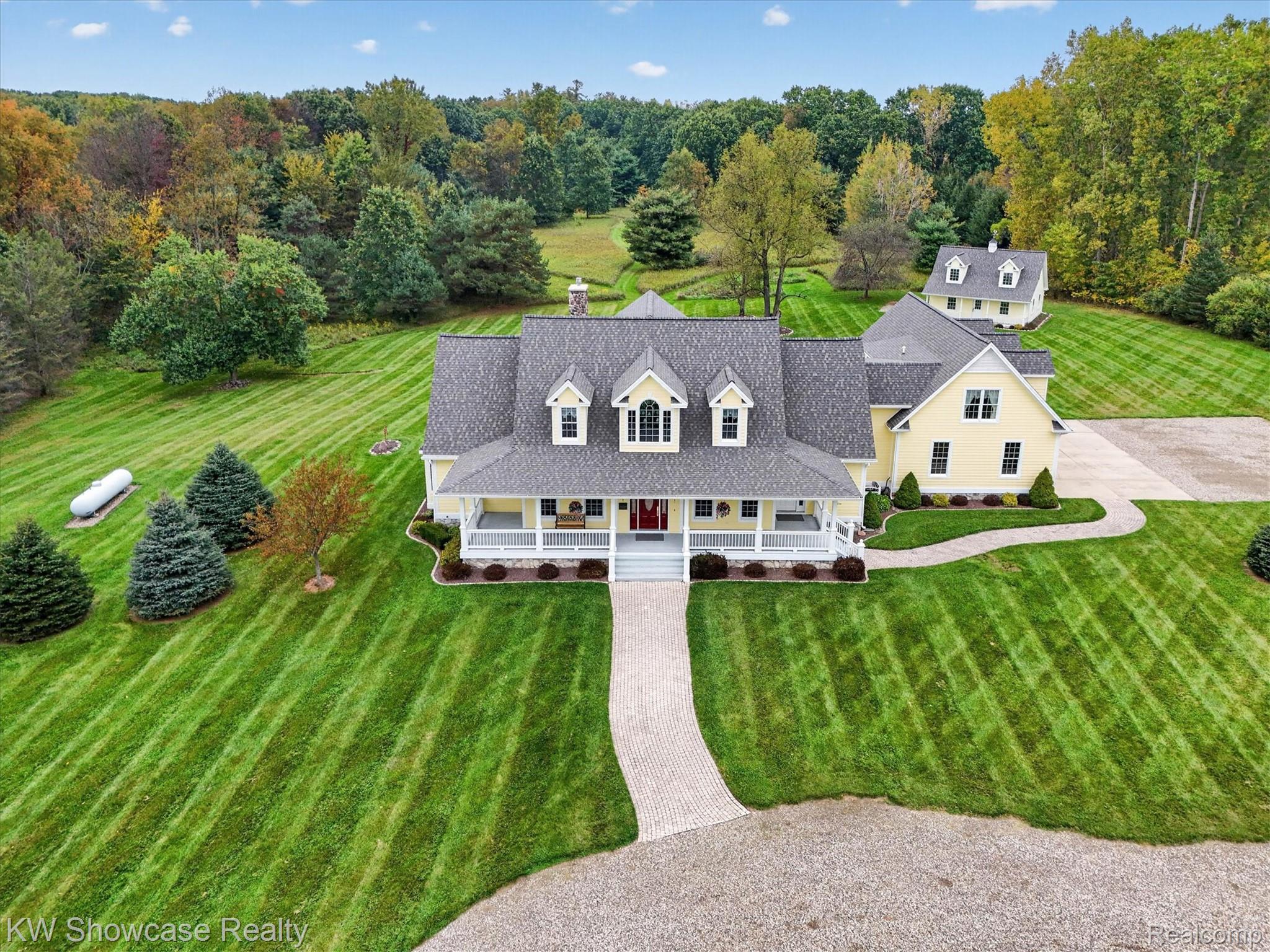 6624 West Coon Lake Road Howell, MI 48843 - Photo 77 of 84 68-6624-W-Coon-Lake-Rd-Howell-MI-48843-WindowStill.jpg