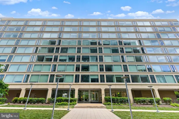 $1,850 | 1101 3rd Street Southwest, Unit 312, Washington, DC 20024