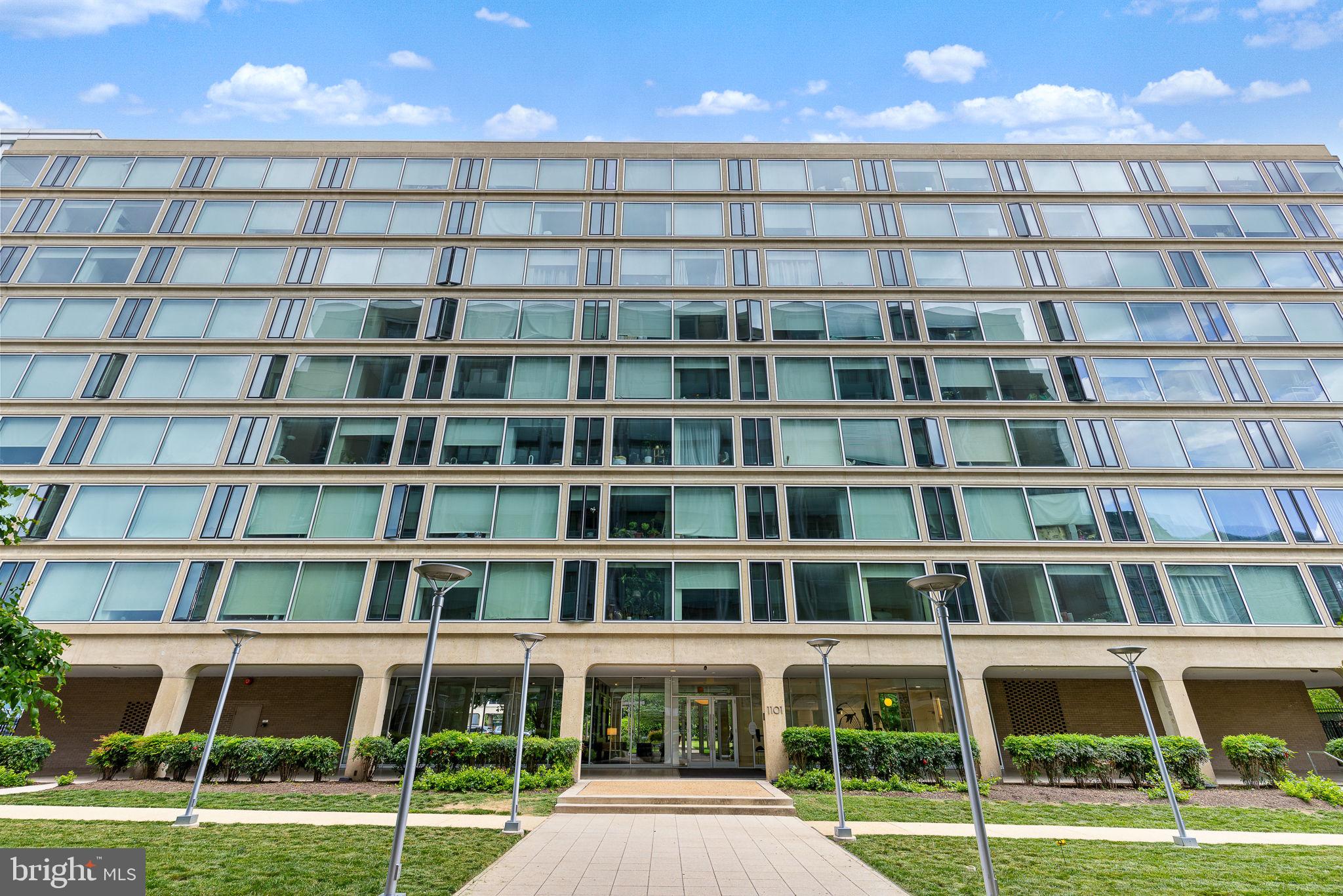 1101 3rd Street Southwest, Unit 312 Washington, DC 20024 - Photo 30 of 48 Waterfront Towers designed by architect I.M. Pei