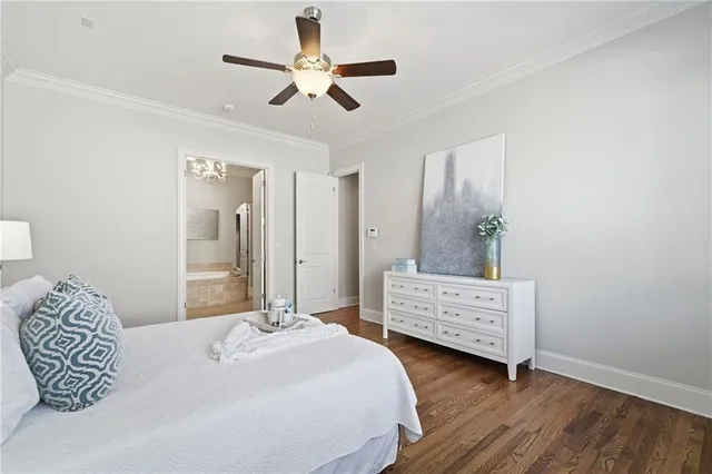 a bath tub sitting next to a bathroom
